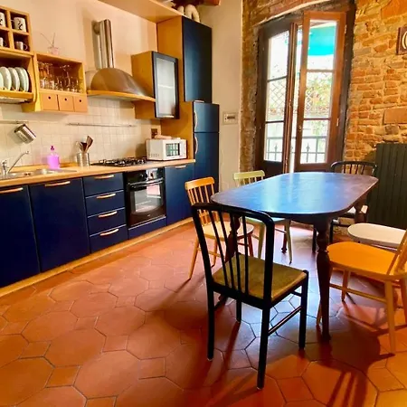 Apartament Panicale 7 *